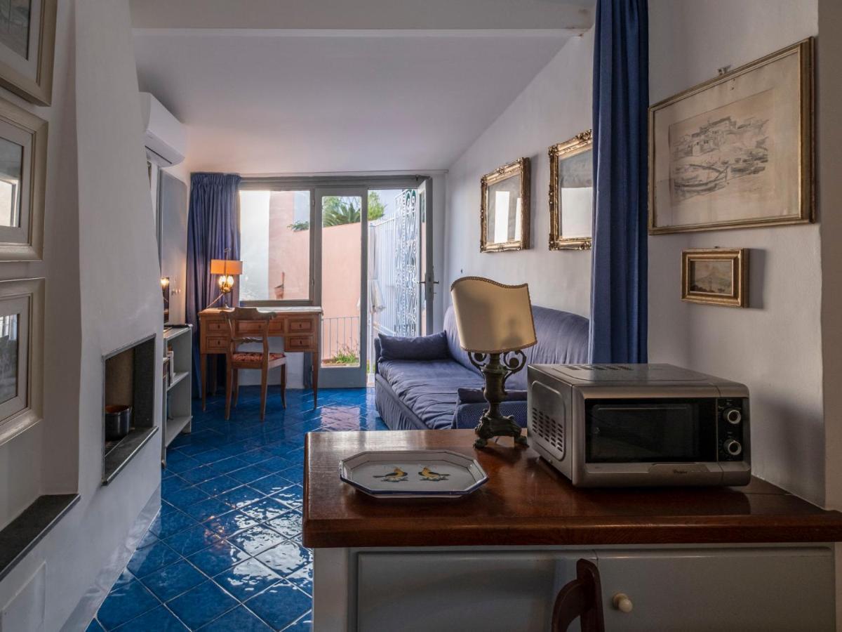 Apartment Lo Scuopolo-2 By Interhome 伊斯基亚 外观 照片
