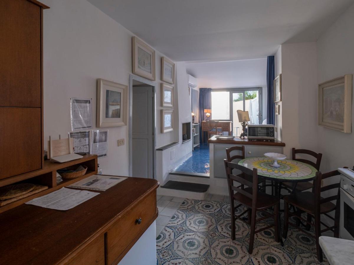 Apartment Lo Scuopolo-2 By Interhome 伊斯基亚 外观 照片